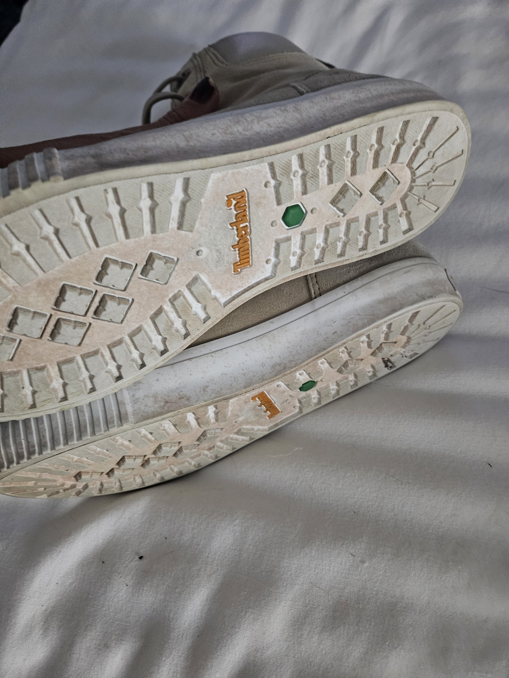 High-Top Timberland Boots - Picture 6 of 8